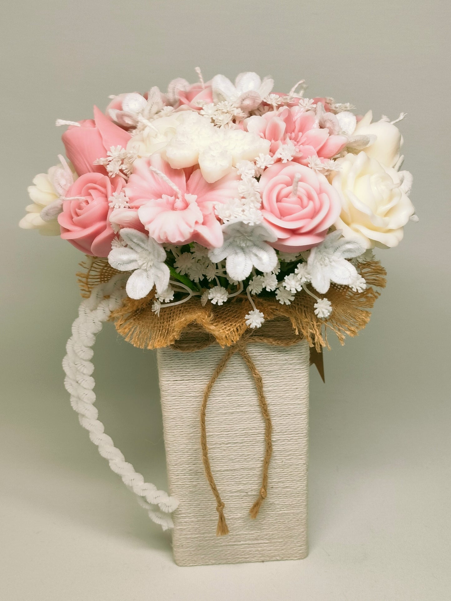 Vase med sojalysblomster